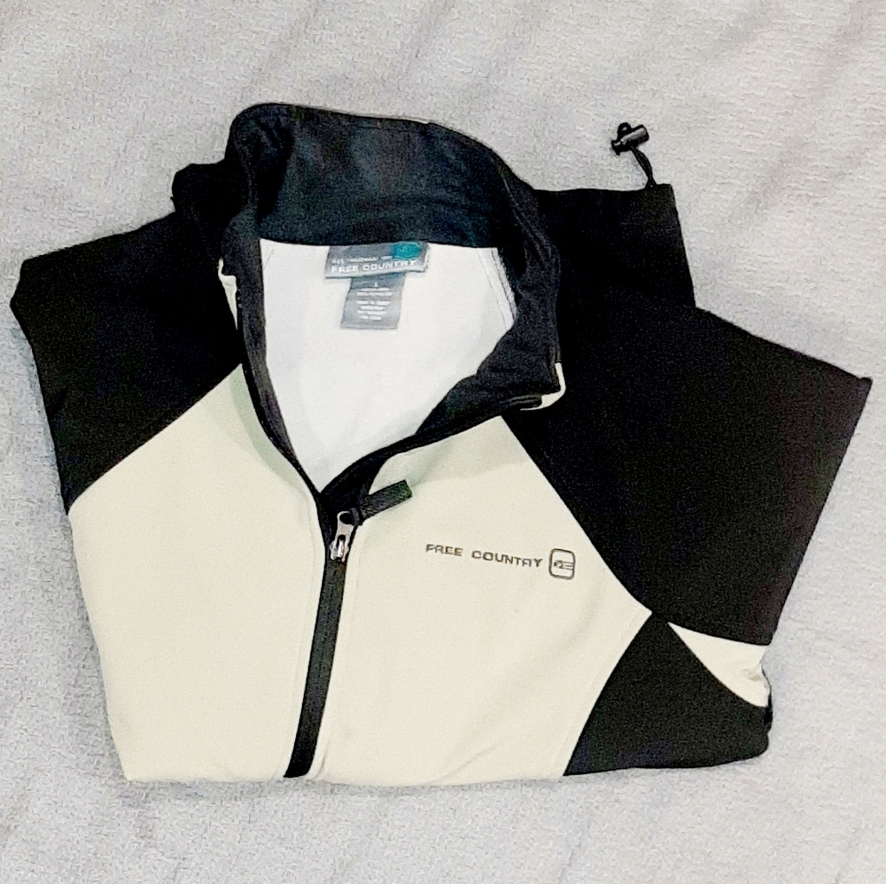 Women's Jacket - Picture 3 of 11